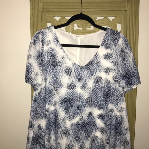 Short Sleeved Dress - Picture 1 of 3